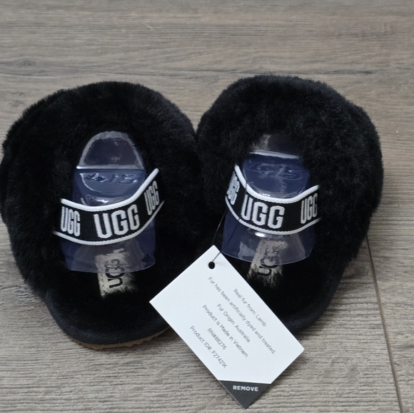 UGG Fluff Yeah Slide Infant Black NWT Fur Cozy Comfy Size Medium 04/05 - Picture 2 of 9